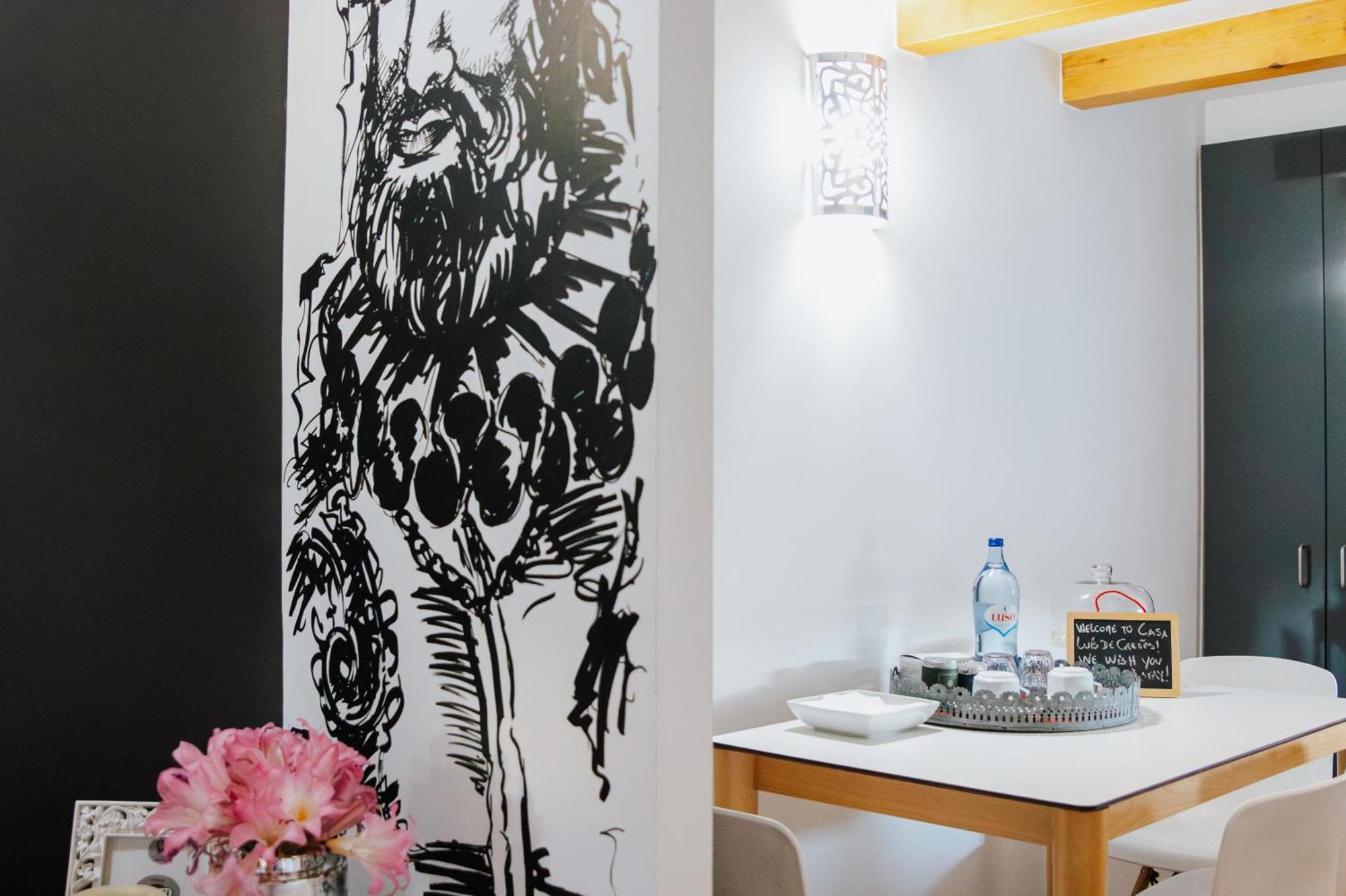 Santar Casa Luis De Camoes - Boutique & Literary Houseゲストハウス エクステリア 写真